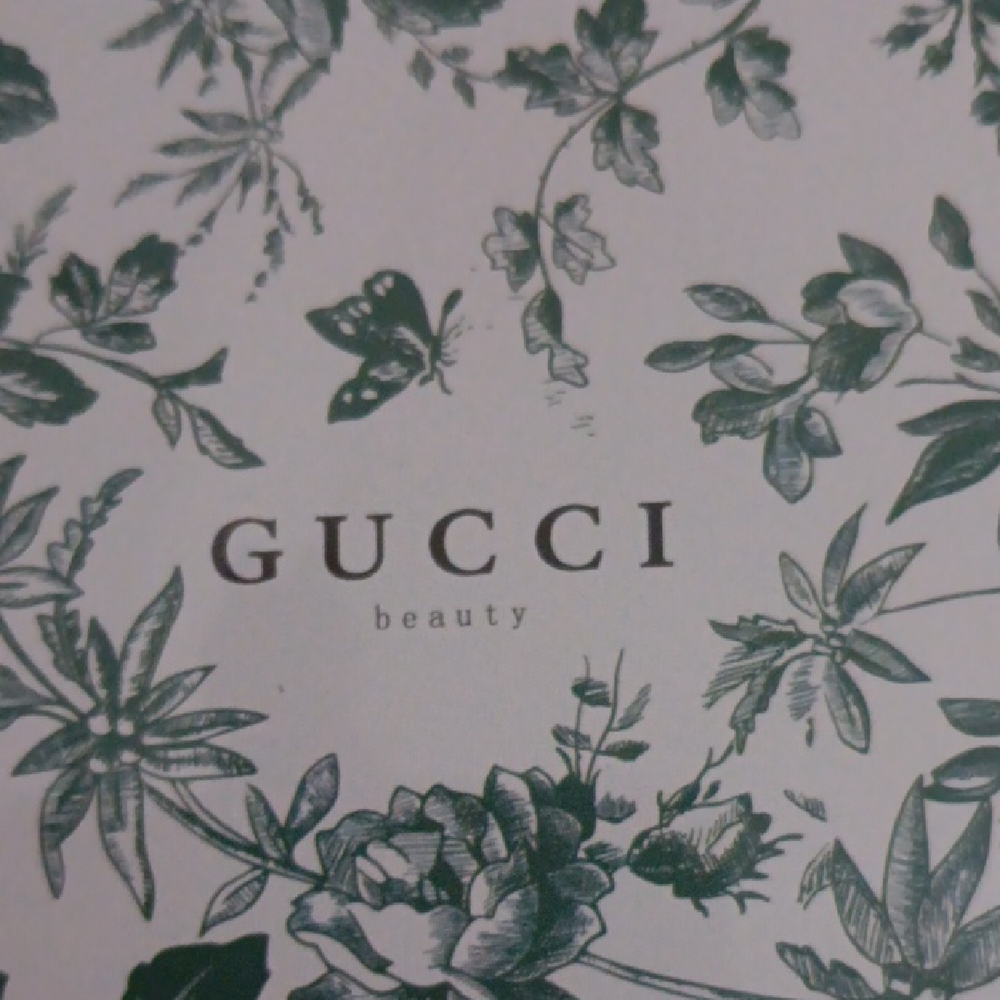 Gucci Green Floral Journal - Picture 2 of 3
